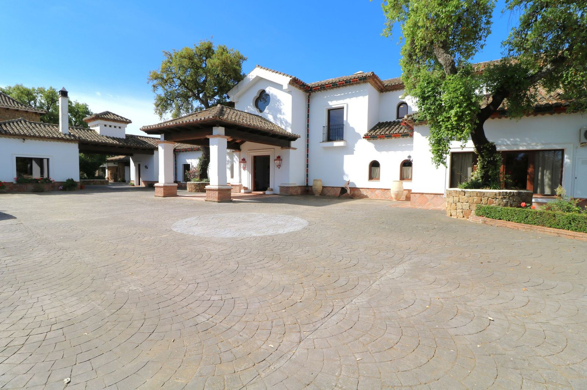La Mairena, Marbella